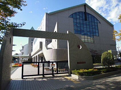 一宮市立大和西小学校 640m