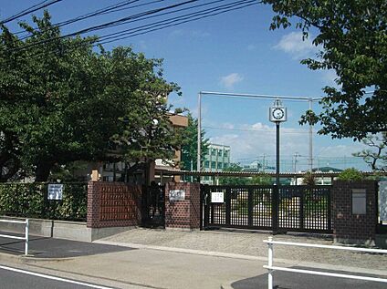 日比津中学校 1070m