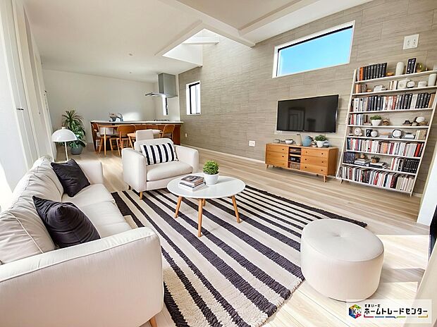 ≪Living room≫
家族の一体感を感じられる広々スペース。家族と過ごす時間を大切にする方にぴったりのゆとりの住空間。
※家具をCGで加工しており、家具付き販売ではございません。