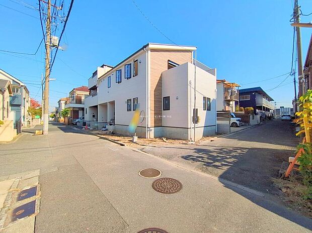 ≪下記「見学予約ができます」より、見学予約ができます!≫
新築一戸建て 家族の笑い声が自然と生まれます!