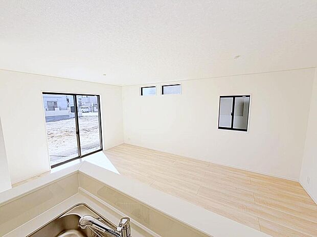 ≪Living room≫
家族とのつながりを意識した見通しのいいリビングは会話が弾んでみんなを笑顔にします♪