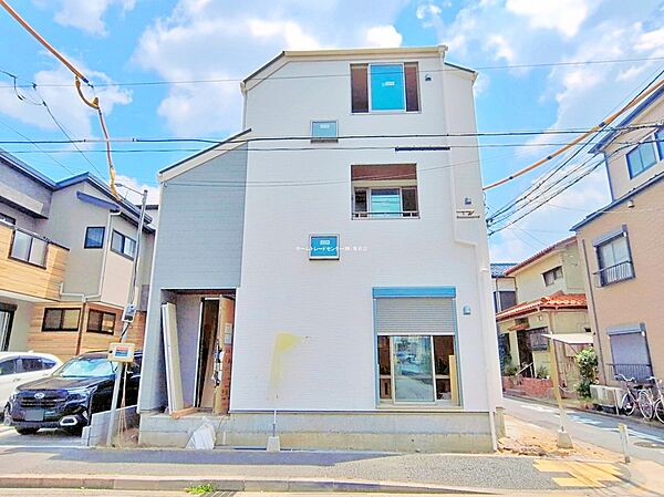 ≪現地ご案内は便利なネット予約も可能です！お気軽にお問い合わせください♪≫
JR総武線「小岩」駅まで自転車で7分♪または、バス7分「鹿本中学校前」停歩3分♪