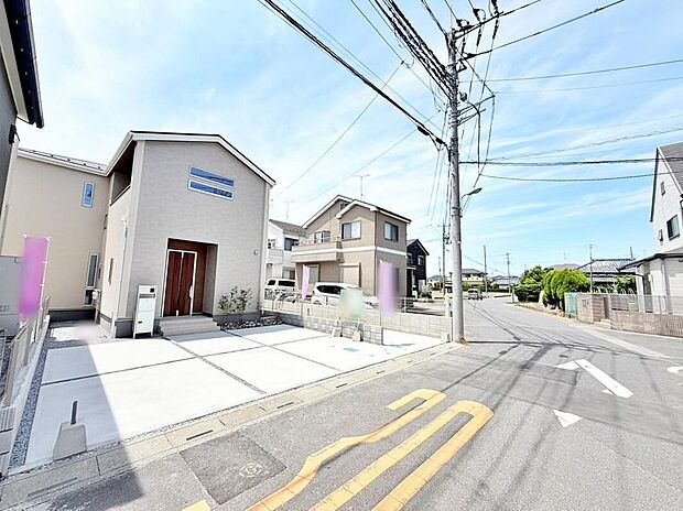 ≪内覧以外にも資金計画やライフプランに寄り添ったご提案をいたします♪≫駐車スペース2台確保！前面道路は広々7.5mあるので、陽当たり良好！お車の駐車も安心ですね♪
