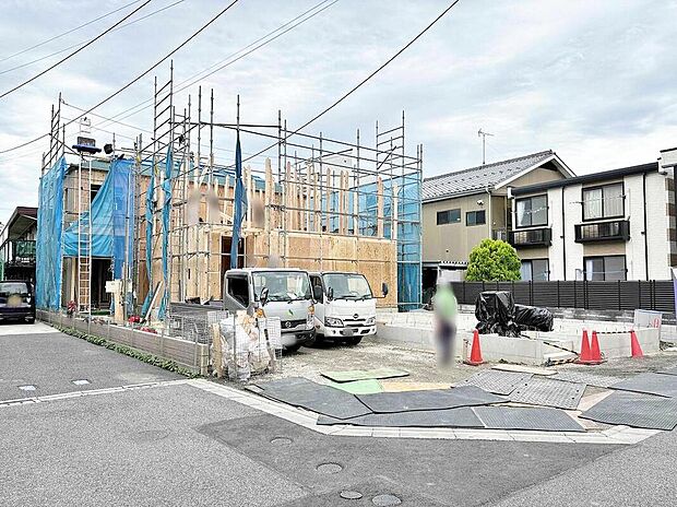 ≪現地ご案内は便利なネット予約も可能です！お気軽にお問い合わせください♪≫
東武伊勢崎線「西新井」駅徒歩19分！日暮里・舎人ライナー「高野」駅徒歩18分！「扇大橋」駅徒歩19分！3駅徒歩圏の好立地♪
