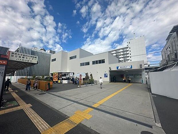 東武伊勢崎線「西新井」駅徒歩19分