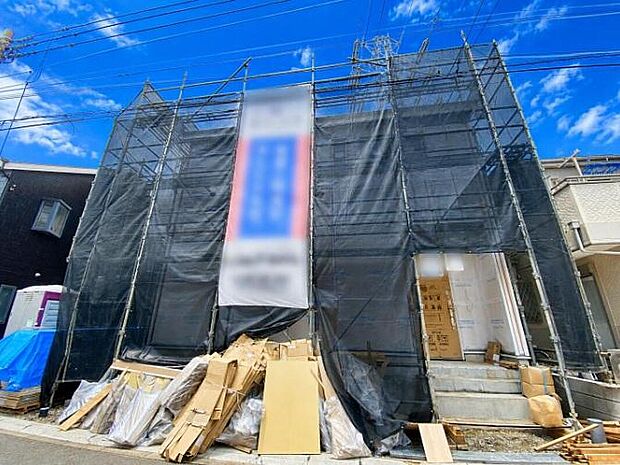 ≪現地ご案内は便利なネット予約も可能です!お気軽にお問い合わせください♪≫
つくばエクスプレス「三郷中央」駅、「八潮」駅、JR常磐線「松戸」駅からバスが出ています!2路線利用可能です♪