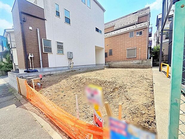 ≪現地ご案内は便利なネット予約も可能です！お気軽にお問い合わせください♪≫
現地をご覧いただきながら、住まいの夢をお聞かせください。