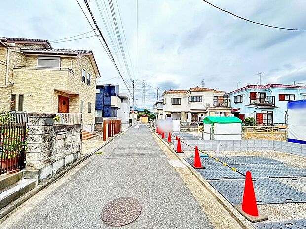 ≪見学予約可能!≫
小学校まで徒歩7分!中学校まで徒歩9分!最寄りスーパーまで徒歩5分!ご家族みんなが暮らしやすいエリアです♪