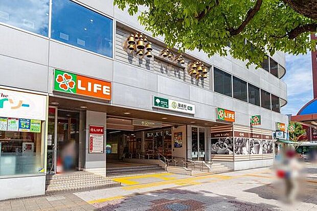 都営新宿線「篠崎」駅徒歩9分!JR総武線「小岩」駅、都営新宿線「瑞江」駅からバスもあります!2路線利用可能な好立地です♪