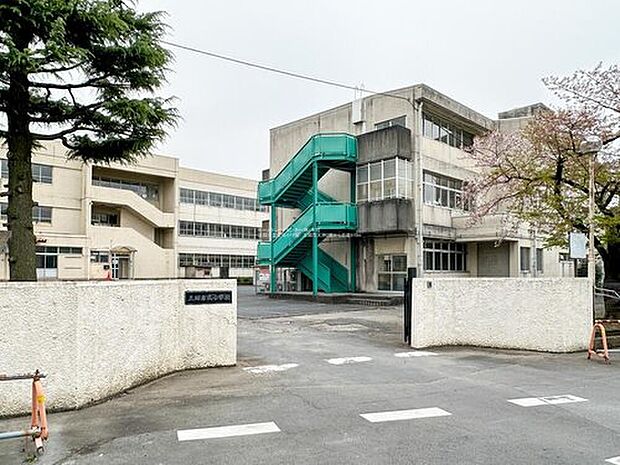 三郷市立彦成小学校(約850m)