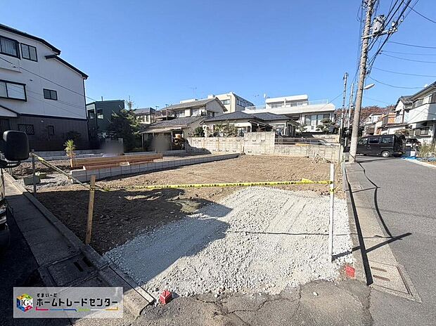 【現地外観写真】休日にご家族揃ってご見学はいかがでしょうか♪実際の現地を見てみると図面などではわからない、新たな発見もありますのでまずはお気軽にお問い合わせください♪