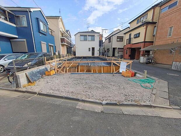 【現地外観写真】建設途中の写真です!