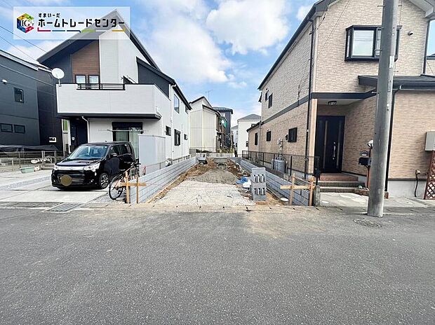 【現地外観写真】≪見学予約可能！≫
立吹上小学校まで徒歩9分、ベルクまで車で3分♪