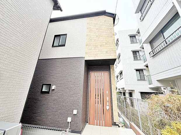 【現地外観写真】2026.03撮影
当日のご見学予約も承ります。同じものは２つとない「夢のマイホーム」との出会いが待っているかもしれません♪