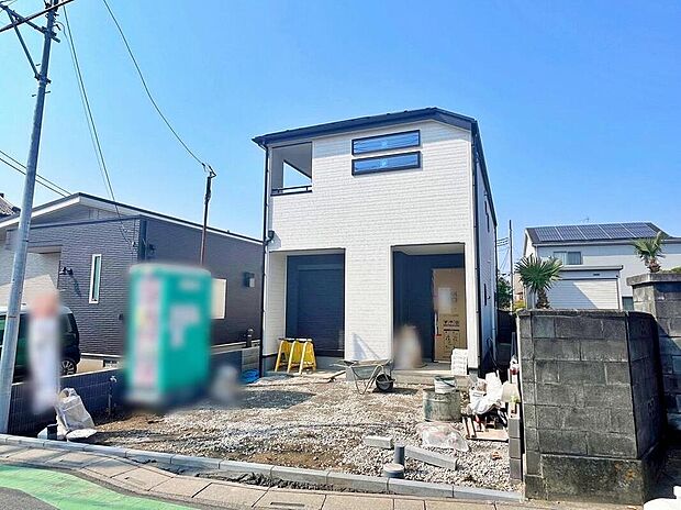 【現地外観写真】（2026年3月）コンビニまで徒歩10分、幼稚園まで徒歩5分です。