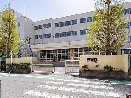 八潮市立大原小学校 450m (徒歩6分)