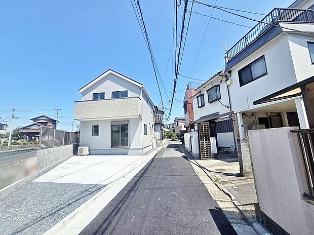 【前面道路含む現地写真】≪内覧以外にも資金計画やライフプランに寄り添ったご提案をいたします♪≫小学校、スーパーが徒歩10分圏内に揃うご家族みんなが暮らしやすいエリアです♪是非現地をご確認ください♪