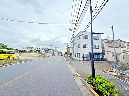 前面道路含む現地写真