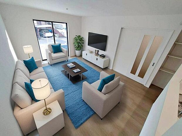 明るい雰囲気が心地いい約１６．２５帖のリビング♪
採光良好です！
家族団らんの時間も増えそうなくつろぎの場所になりそう♪
※家具をCGで加工しています。家具付き販売ではございません。