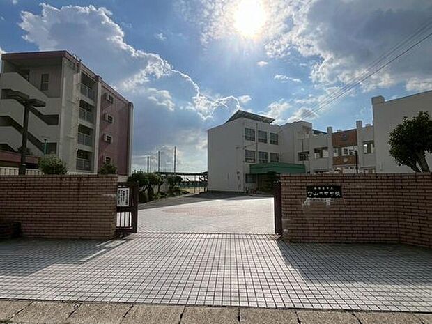 名古屋市立守山北中学校(約1,172m)