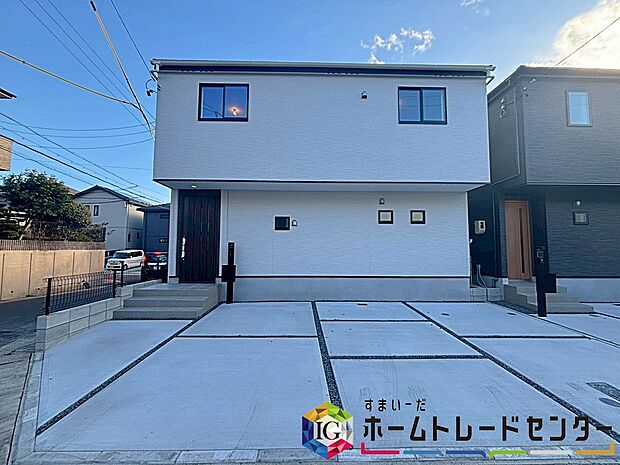 【現地外観写真】天白区梅が丘一丁目、全4棟(写真3号棟)堂々完成しました☆ご案内可能です♪
床暖房&食器洗浄乾燥機付き!当日のご見学や資料請求もお気軽に♪