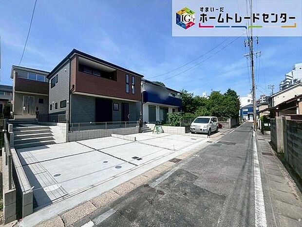 【前面道路含む現地写真】前面は、南側約3.79mの公道に接道しています。
交通量も少なく駐車もらくらくです♪
