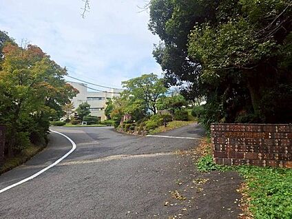 瀬戸市立品野中学校 2400ｍ(徒歩30分)