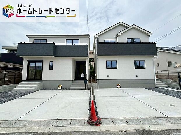 【現地外観写真】尾張旭市晴丘町池上 全２棟２０２６年７月完成☆並列３台駐車可能（車種による）、南側道路に面しており日当たり良好♪お問い合わせはお気軽に！