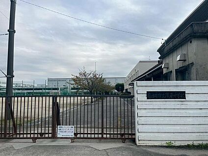 春日井市立鷹来中学校 2160m(徒歩27分)