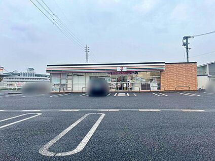 セブンイレブン小牧小木南2丁目店 779m(徒歩10分)