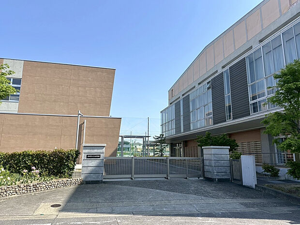 乙川中学校（約850m）