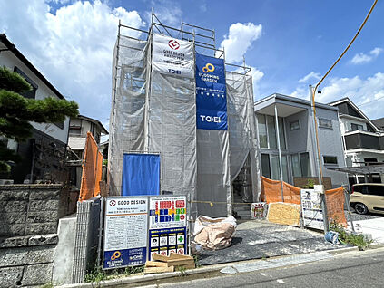 販売現地