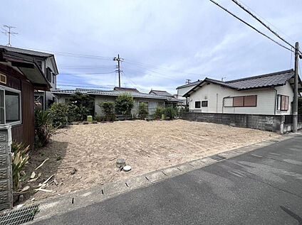 販売現地