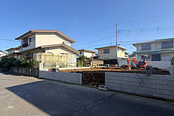 茨城県牛久市刈谷町5丁目8番4（地番）