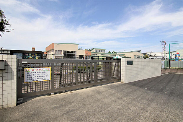 緑岡幼稚園（約1,400m）