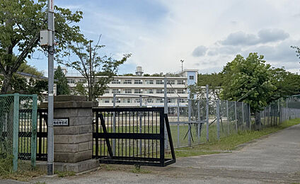 布佐中学校 1700m