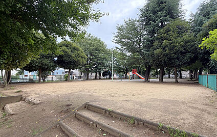 なかまち第二公園 94m