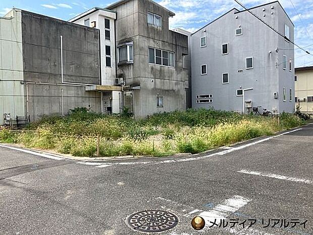 現地（土地）