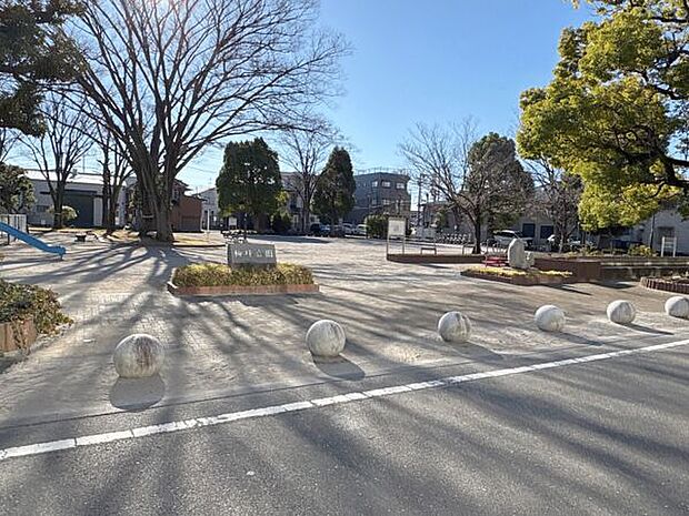 柳坪公園（約444m）