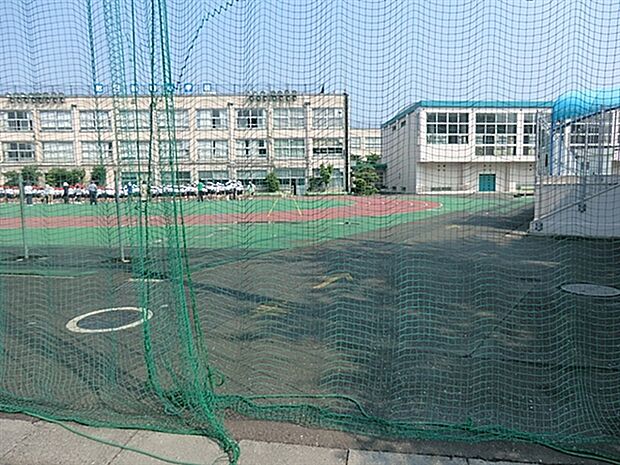墨田区立第四吾嬬小学校(約225m)