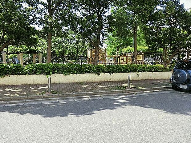 西瑞江公園（約842m）