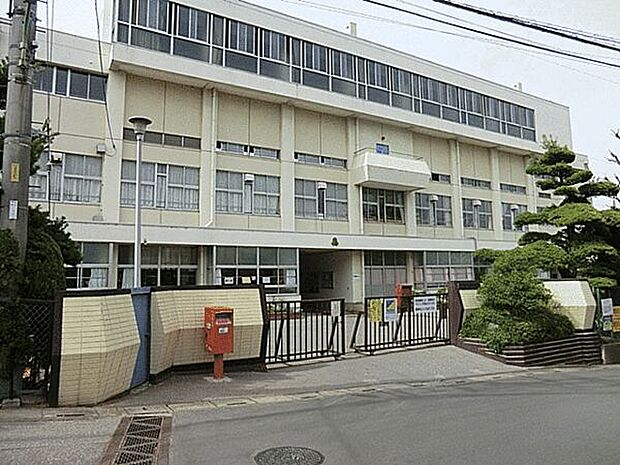 川口市立差間小学校(約243m)