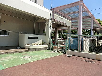 中川南保育園 304m