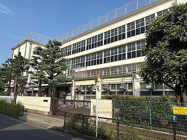 目黒区立目黒南中学校(約1,102m)