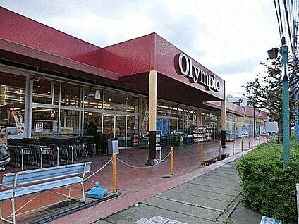 オリンピック行徳店 1555m