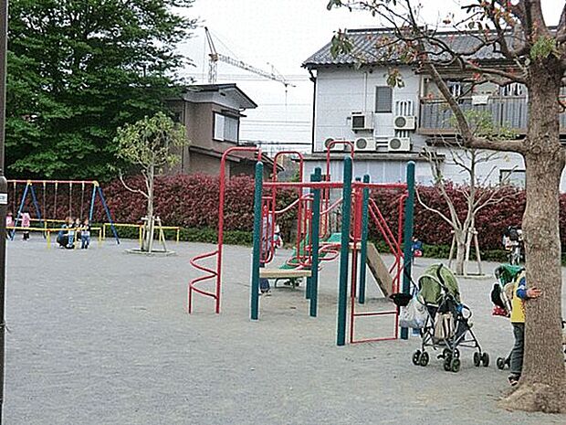 小太田公園(約959m)