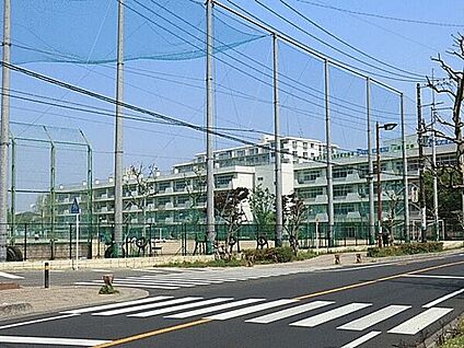 新座市立第二中学校 1005m