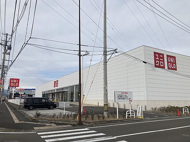 ユニクロ仙台泉店（約1,380m）
