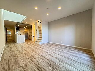 杉並区今川3丁目　満足なゆとりと使いやすい設計施工♪ 外観