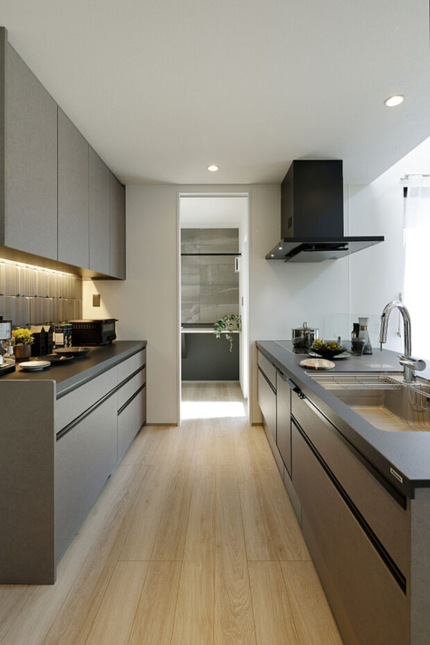 【パナソニック ラクシーナ】深型食器洗い乾燥機やフロントセンサー水栓、トリプルワイドIHなど、嬉しい機能が充実